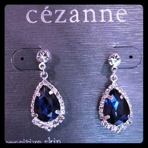 Earnings blue sapphire and silver with diamond